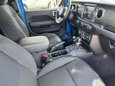 Used 2021 Jeep Wrangler Unlimited Sahara image 16