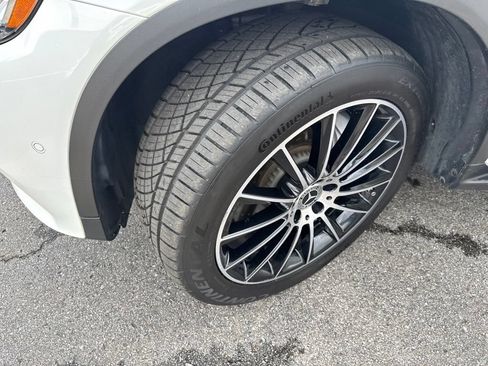 Used 2019 Mercedes-Benz GLC 300 4MATIC Coupe image 27