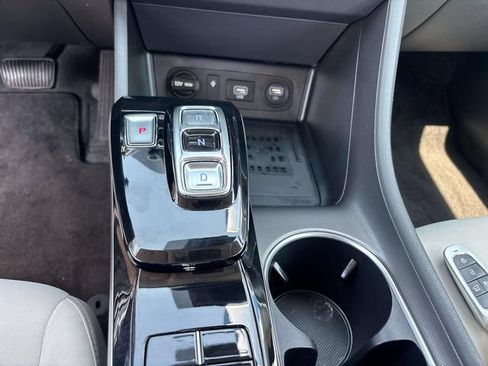Certified 2023 Hyundai Sonata SEL w/ Convenience Package FWD image 25