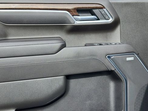 Used 2022 GMC Sierra 1500 Elevation w/ Elevation Premium Package image 18