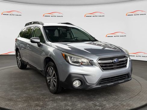 Used 2019 Subaru Outback 2.5i Limited AWD/4WD image 5
