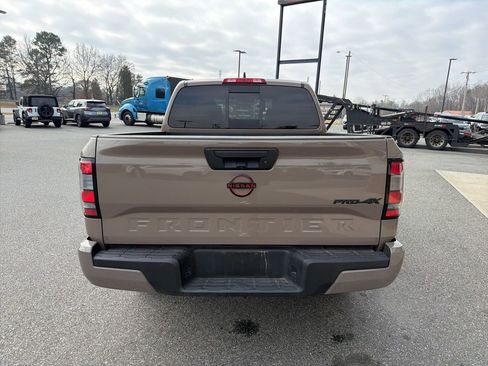 Used 2024 Nissan Frontier PRO-4X w/ Off-Road Protection Package image 7