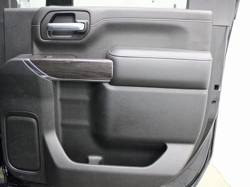 Used 2021 Chevrolet Silverado 3500 LTZ w/ LTZ Plus Package image 21