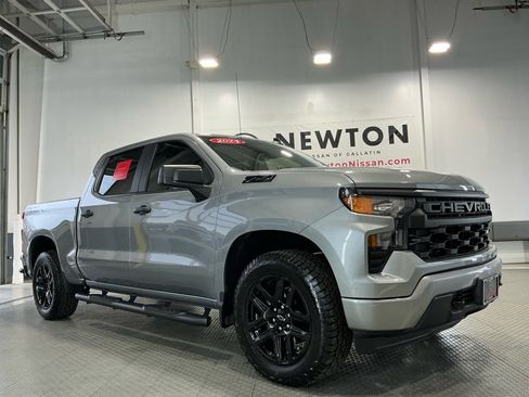 Used 2024 Chevrolet Silverado 1500 Custom w/ LPO, Dark Essentials Package image 36