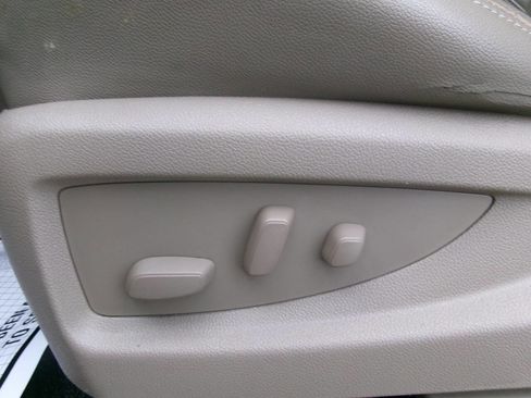 Used 2015 Chevrolet Tahoe LTZ image 15