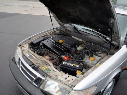 Used 1997 Saab 900 S FWD image 30