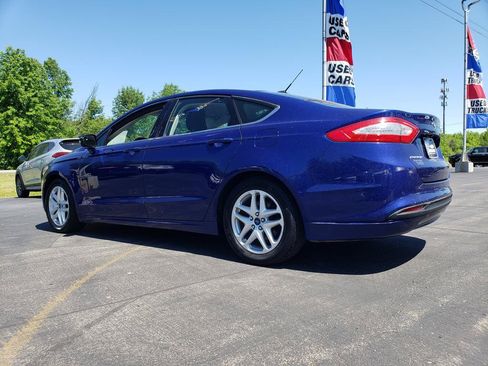 Used 2015 Ford Fusion SE FWD image 8