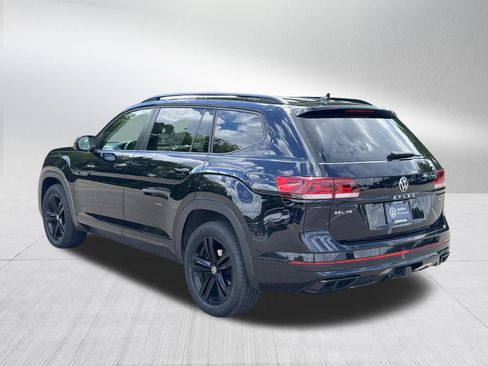 Certified 2023 Volkswagen Atlas SEL R-Line AWD/4WD image 5