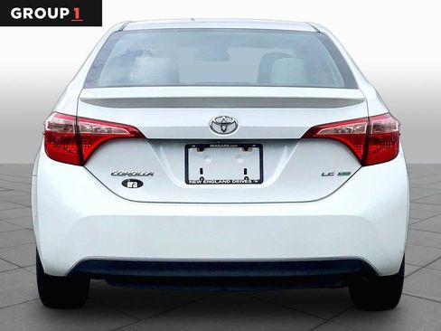 Certified 2018 Toyota Corolla LE FWD image 5
