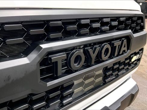 Used 2023 Toyota Tacoma TRD Off-Road image 28