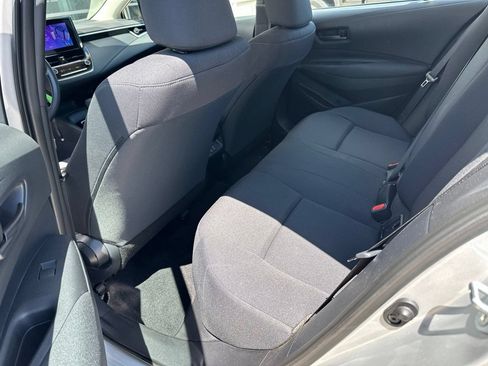 Used 2024 Toyota Corolla LE FWD image 5