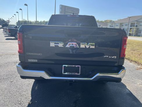 New 2025 RAM 1500 Big Horn image 4