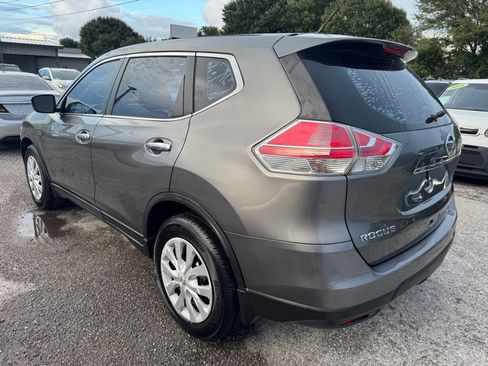 Used 2015 Nissan Rogue S FWD image 4