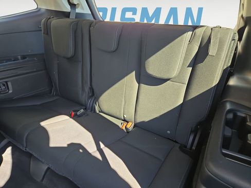 Certified 2023 Subaru Ascent Premium w/ Convenience Package image 18