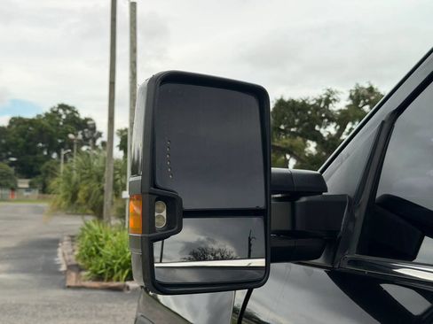 Used 2016 GMC Sierra 2500 Denali w/ Duramax Plus Package AWD/4WD image 22