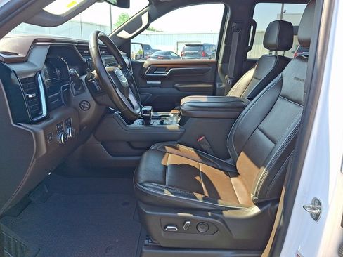 Used 2023 GMC Sierra 1500 Denali AWD/4WD image 14