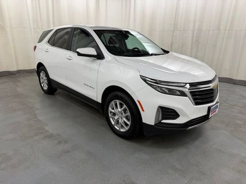 Used 2022 Chevrolet Equinox LT AWD/4WD image 1