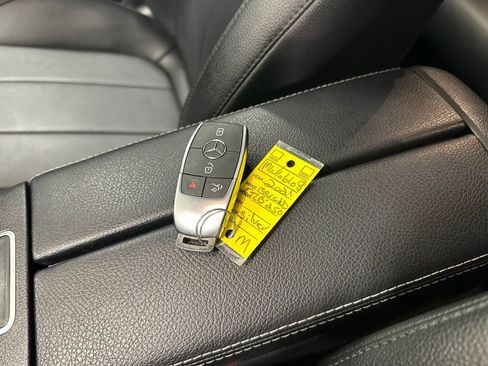 Used 2021 Mercedes-Benz GLB 250 image 48