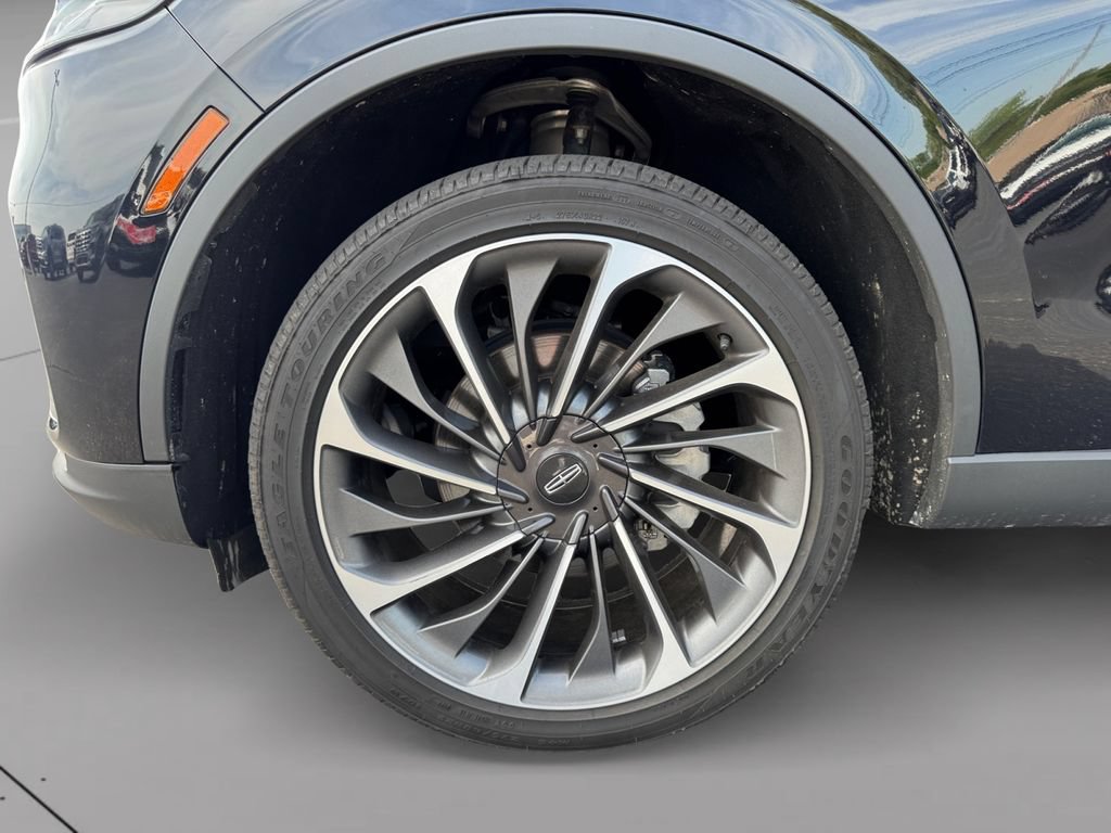 Used 2025 Lincoln Aviator Reserve w/ Equipment Group 201A AWD/4WD image 9