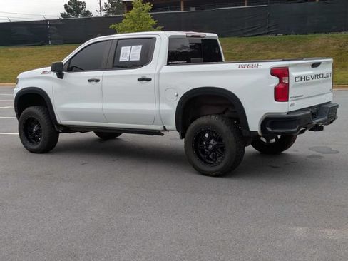 Used 2020 Chevrolet Silverado 1500 LT Trail Boss AWD/4WD image 6