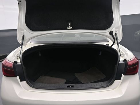 Used 2019 INFINITI Q50 Luxe w/ Essential Package (3.0T Luxe) AWD/4WD image 22