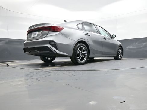Certified 2024 Kia Forte LXS w/ LXS Technology Package image 28