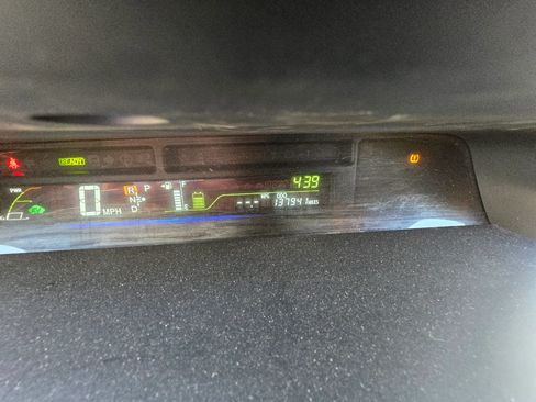 Used 2013 Toyota Prius V Three FWD image 32