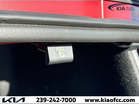 Certified 2025 Kia K5 GT-Line image 13