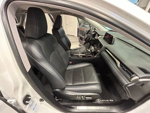 Used 2021 Lexus RX 350L Premium w/ Premium Package image 41