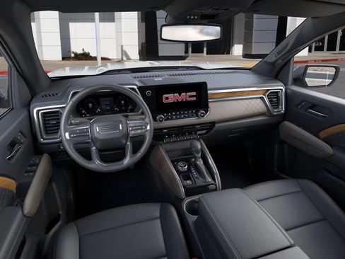 New 2026 GMC Canyon Denali image 16