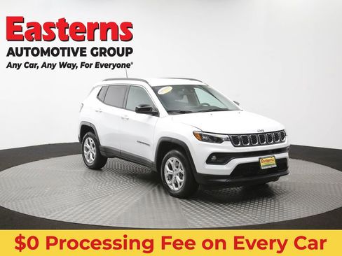 Used 2024 Jeep Compass Latitude AWD/4WD image 48
