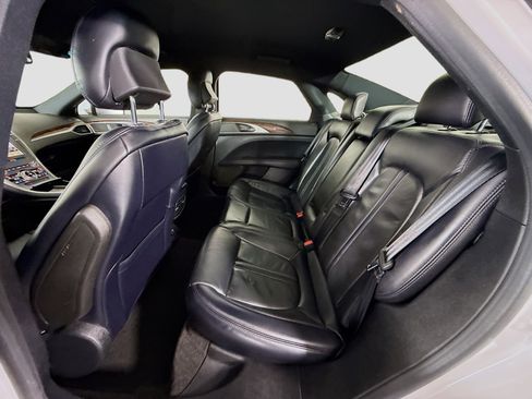 Used 2019 Lincoln MKZ Reserve image 25