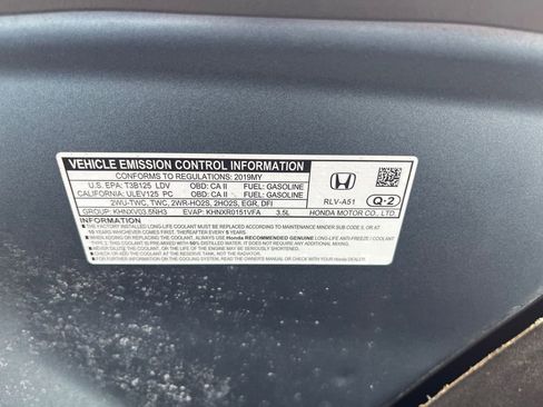 Used 2019 Honda Pilot Touring image 32