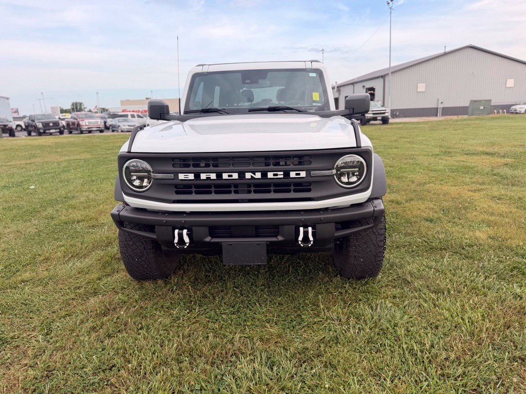 Used 2023 Ford Bronco Black Diamond w/ Sasquatch Package AWD/4WD image 2
