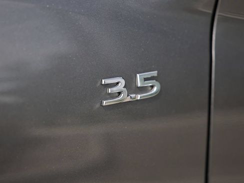 Used 2019 INFINITI QX60 Luxe w/ Sensory Package AWD/4WD image 10