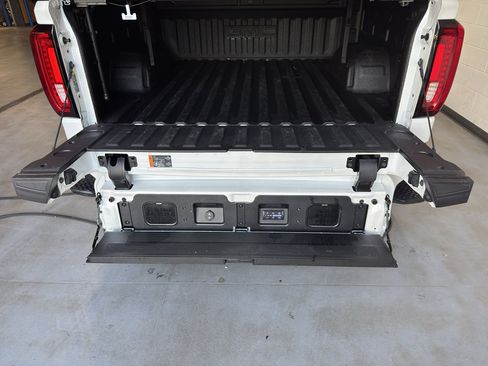 Used 2025 GMC Sierra 1500 Denali Ultimate AWD/4WD image 22