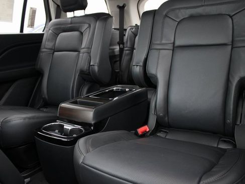 New 2026 Lincoln Aviator Reserve image 29