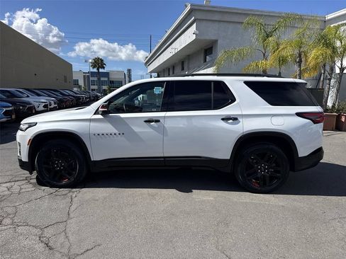 Used 2023 Chevrolet Traverse Premier w/ Redline Edition FWD image 6