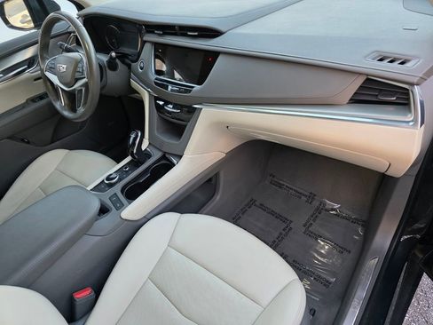 Used 2023 Cadillac XT5 Premium Luxury image 34