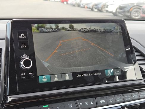 New 2026 Honda Odyssey Touring image 8