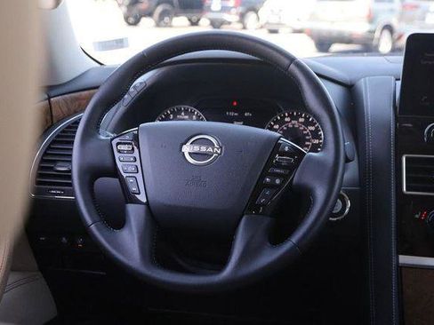 Used 2024 Nissan Armada SL w/ Captain's Chairs Package AWD/4WD image 27