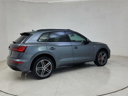Used 2025 Audi Q5 e Premium Plus w/ Premium Plus Package image 68