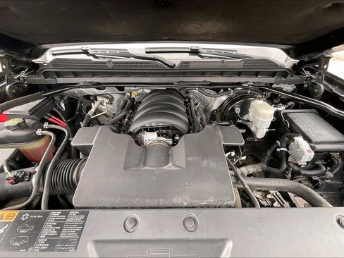 Used 2016 Chevrolet Silverado 1500 LTZ Z71 w/ LTZ Plus Package AWD/4WD image 12