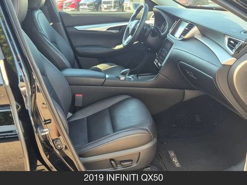 Used 2019 INFINITI QX50 Luxe w/ Navigation Package AWD/4WD image 29