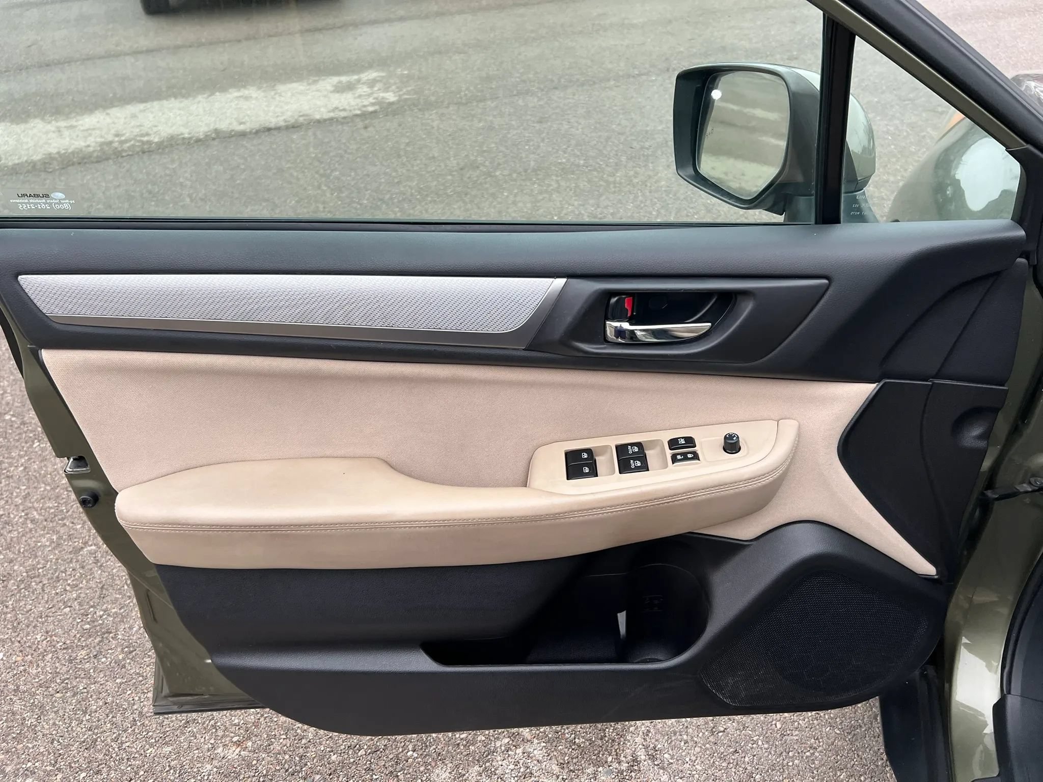 Used 2016 Subaru Outback 2.5i Premium AWD/4WD image 21