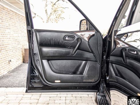 Used 2020 Nissan Armada SL w/ Premium Package RWD image 39