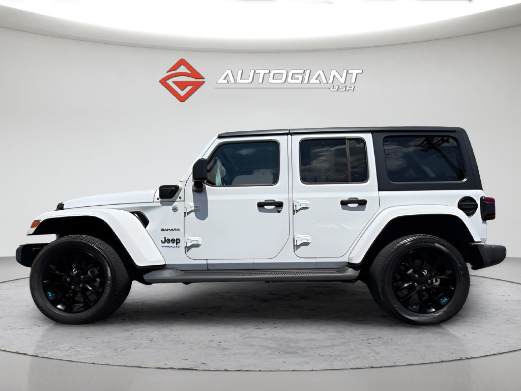 Used 2022 Jeep Wrangler Unlimited Sahara AWD/4WD image 4