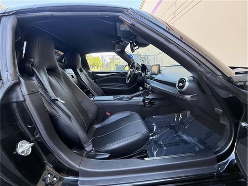 Used 2021 MAZDA MX-5 Miata RF Grand Touring RWD image 8