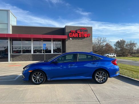 Used 2019 Honda Civic EX image 12