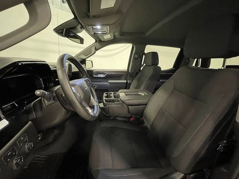 Used 2026 Chevrolet Silverado 1500 RST AWD/4WD image 3